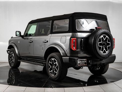 Used 2022 Ford Bronco Outer Banks image 11