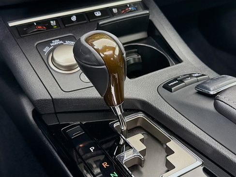 Used 2013 Lexus ES 350 image 19