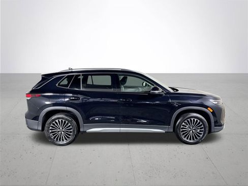 New 2025 Volkswagen Tiguan S image 5