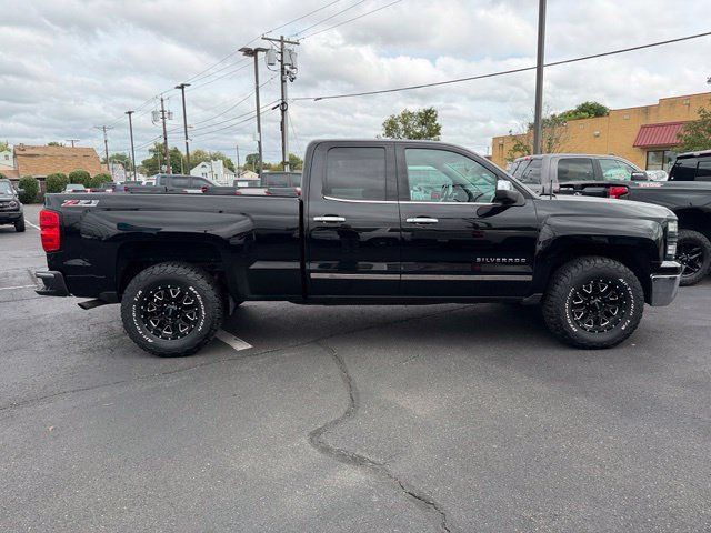 Used 2015 Chevrolet Silverado 1500 LTZ Z71 w/ LTZ Plus Package AWD/4WD image 8