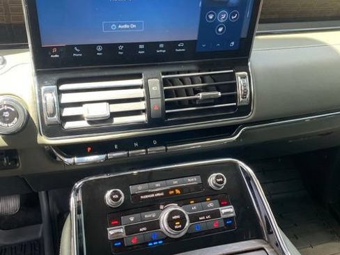 Used 2023 Lincoln Navigator Black Label AWD/4WD image 39