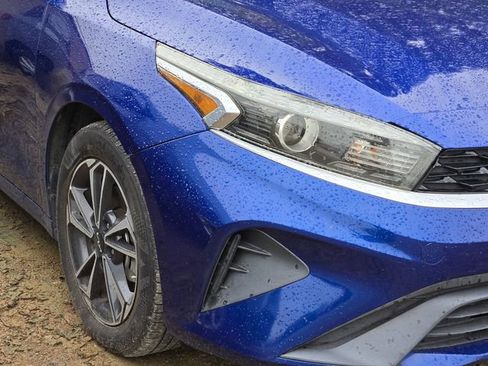 Certified 2024 Kia Forte LXS FWD image 4