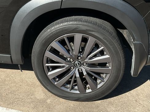 Used 2023 Nissan Pathfinder SL w/ SL Premium Package image 8