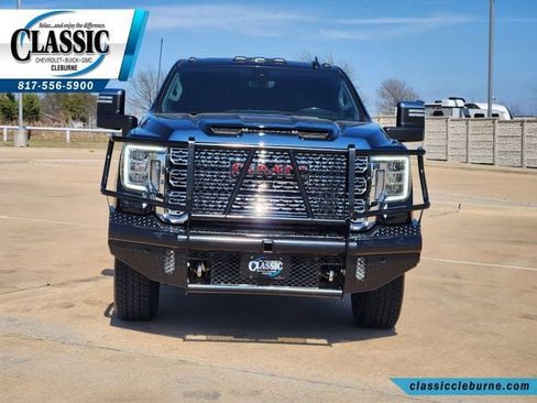 Used 2021 GMC Sierra 2500 Denali w/ Denali Black Diamond Edition image 11