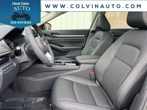 New 2025 Nissan Altima 2.5 SL image 16