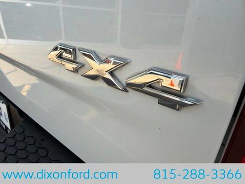 Used 2017 RAM 1500 ST w/ SXT Appearance Group AWD/4WD image 23
