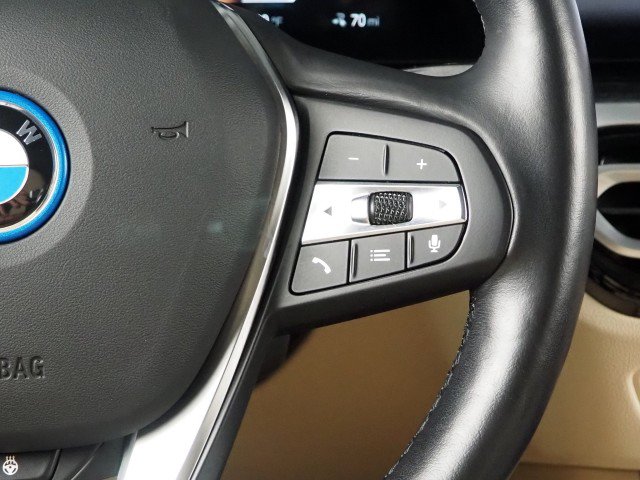 Used 2023 BMW i4 eDrive35 w/ Premium Package RWD image 24
