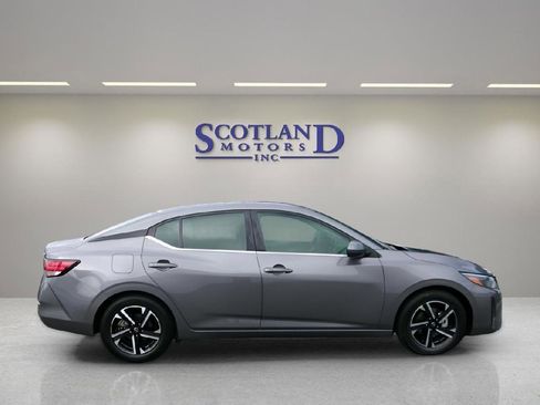 Used 2024 Nissan Sentra SV FWD image 5