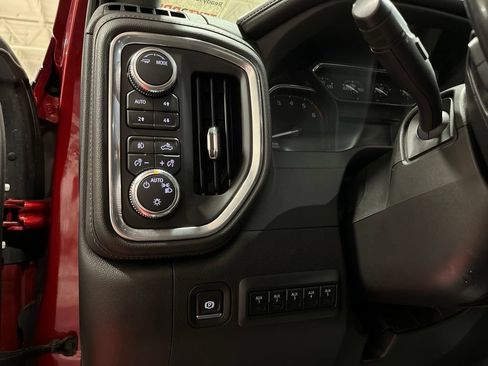 Certified 2022 GMC Sierra 2500 SLE w/ SLE Value Package; AWD/4WD image 14