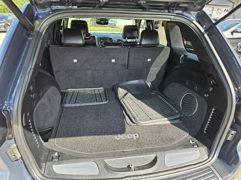 Used 2018 Jeep Grand Cherokee Trailhawk AWD/4WD image 19