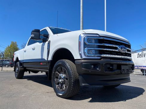 Used 2024 Ford F250 King Ranch AWD/4WD image 36