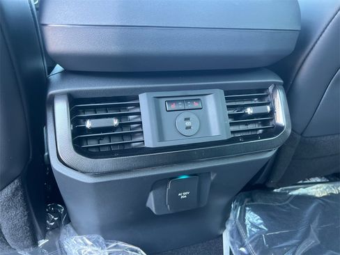 New 2025 Ford F150 Lightning Platinum image 17