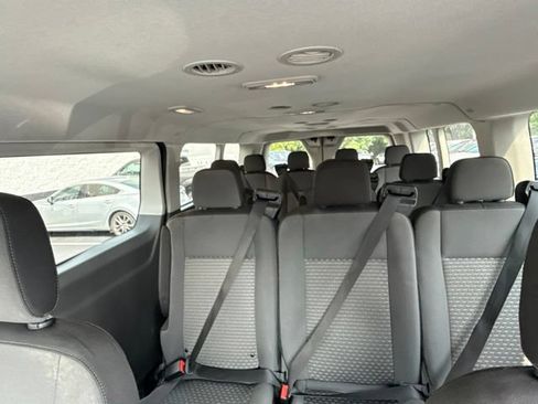Used 2023 Ford Transit 350 XLT RWD image 12