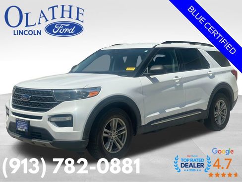 Certified 2021 Ford Explorer XLT w/ Equipment Group 202A AWD/4WD image 2