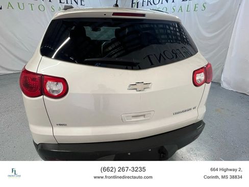 Used 2011 Chevrolet Traverse LT w/ Personal Connectivity Package image 6