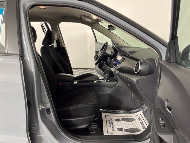 Used 2023 Nissan Kicks SV FWD image 38