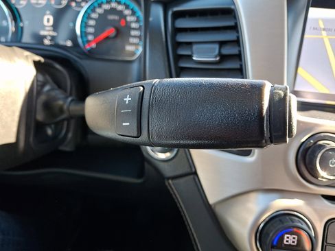 Used 2017 GMC Yukon XL Denali w/ Open Road Package image 17