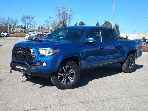 Used 2016 Toyota Tacoma 4x4 Double Cab image 1