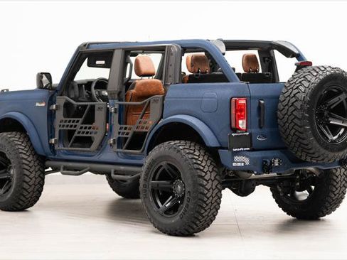 Used 2025 Ford Bronco 4-Door AWD/4WD image 14