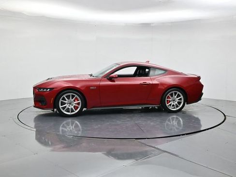 Used 2024 Ford Mustang GT Premium RWD image 7