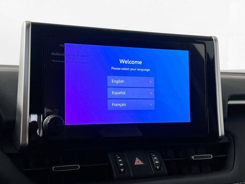 Used 2025 Toyota RAV4 XLE Premium image 28