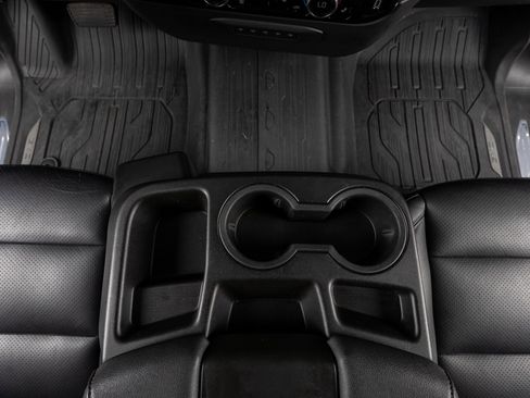 Used 2024 GMC Sierra 3500 SLE w/ SLE Value Package image 27