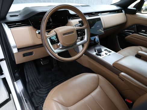 Used 2023 Land Rover Range Rover Autobiography AWD/4WD image 20