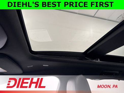 New 2026 Chrysler Pacifica Limited image 41