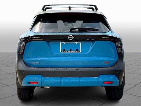 New 2025 Nissan Kicks SR image 4