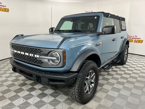 Used 2021 Ford Bronco Badlands image 1