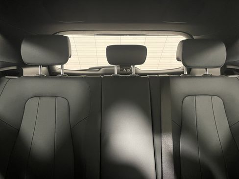 Used 2025 Mercedes-Benz GLA 250 image 14