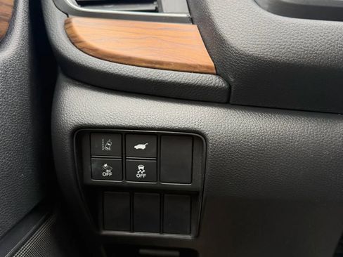 Used 2017 Honda CR-V Touring image 19
