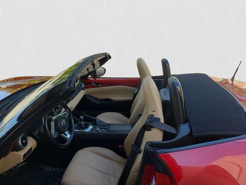 Used 2016 MAZDA MX-5 Miata Grand Touring RWD image 13