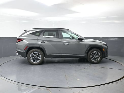 Used 2026 Hyundai Tucson SEL Plus AWD/4WD image 3