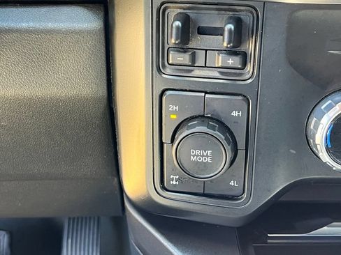 Used 2023 Ford F250 Lariat w/ Lariat Ultimate Package AWD/4WD image 38