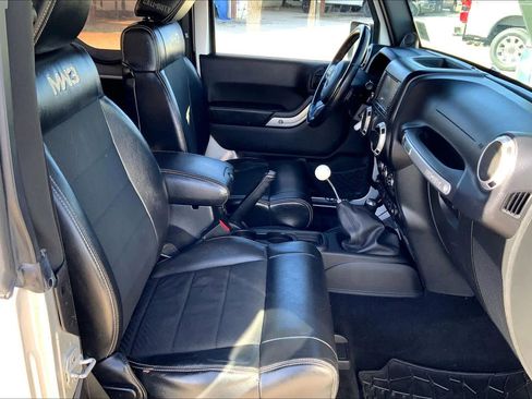 Used 2012 Jeep Wrangler Call of Duty image 8