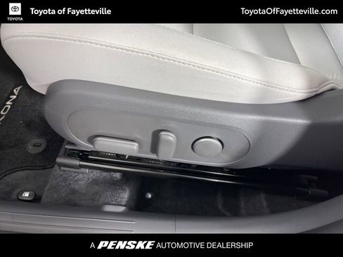 Used 2025 Hyundai Kona SEL image 20