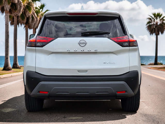 Used 2023 Nissan Rogue SV AWD/4WD image 6