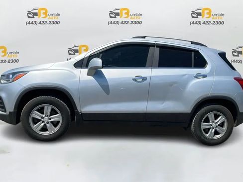 Used 2019 Chevrolet Trax LT w/ LT Convenience Package AWD/4WD image 8