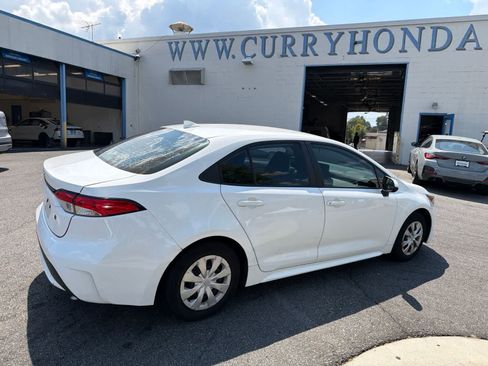 Used 2021 Toyota Corolla L FWD image 11