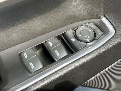 Used 2024 GMC Sierra 1500 SLE AWD/4WD image 15