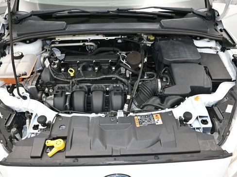 Used 2016 Ford Focus SE image 12