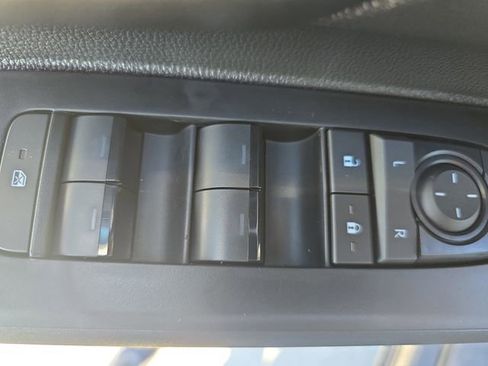 New 2026 Toyota Tacoma SR image 26