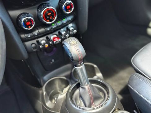 Used 2019 MINI Cooper S FWD image 33