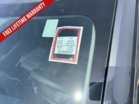 Used 2025 Nissan Murano SV AWD/4WD image 24