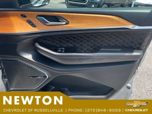 Used 2022 Jeep Grand Cherokee L Summit AWD/4WD image 27