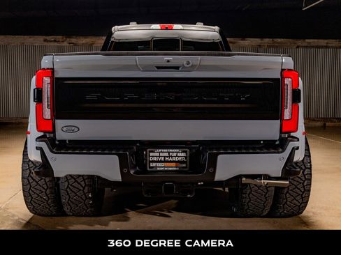 Used 2025 Ford F350 Platinum image 8