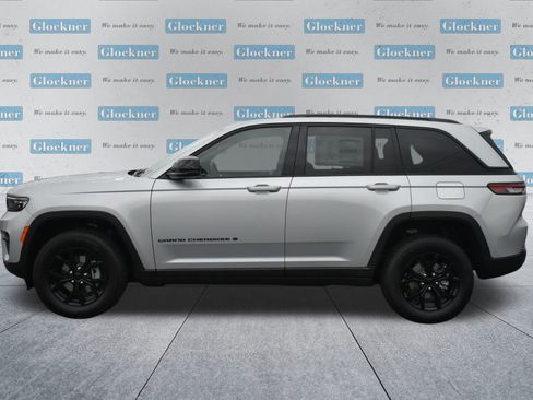 New 2026 Jeep Grand Cherokee Altitude AWD/4WD image 9