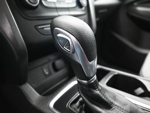 Used 2019 Ford Escape S image 26