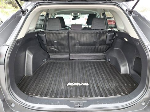 Used 2024 Jeep Compass Latitude w/ Convenience Group image 30